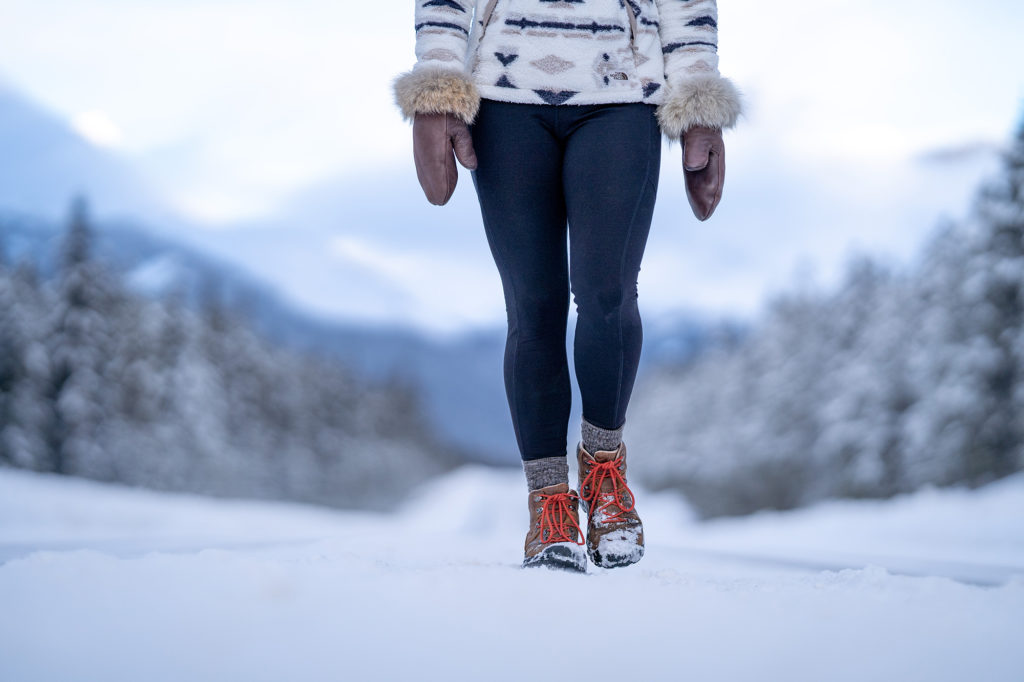 URATOT Thick Fleece Lined Winter Warm Leggings for Women 500g High